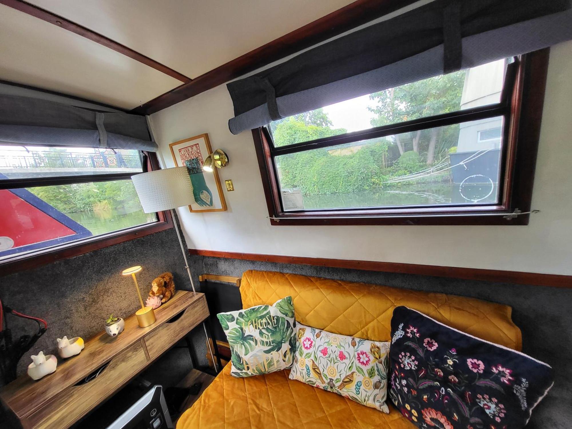 فندق Comfy Canal Boat In Little Venice For Family & Friends لندن المظهر الخارجي الصورة